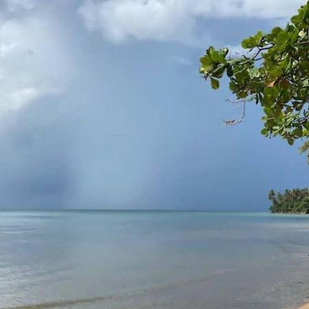 Villa Frente Al Mar - Primera Linea De Playa Los Robalos Kültér fotó